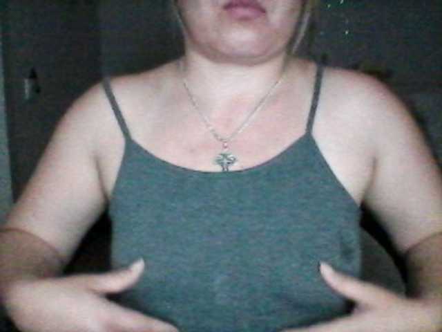 CosandraMix live cam on BongaCams