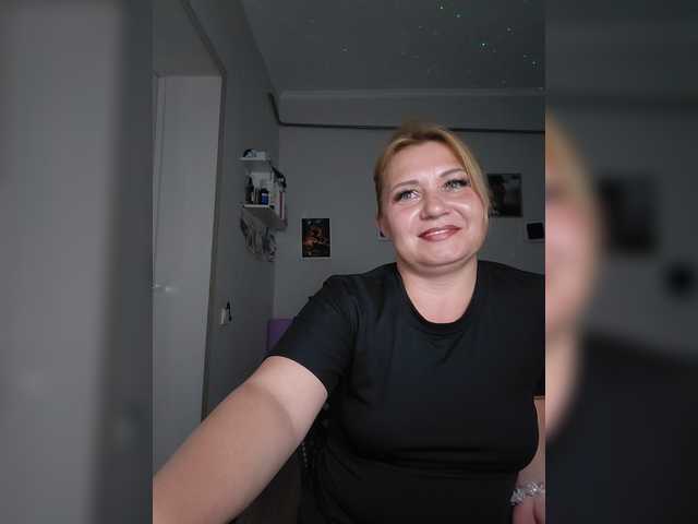 CosandraMix live webcam show