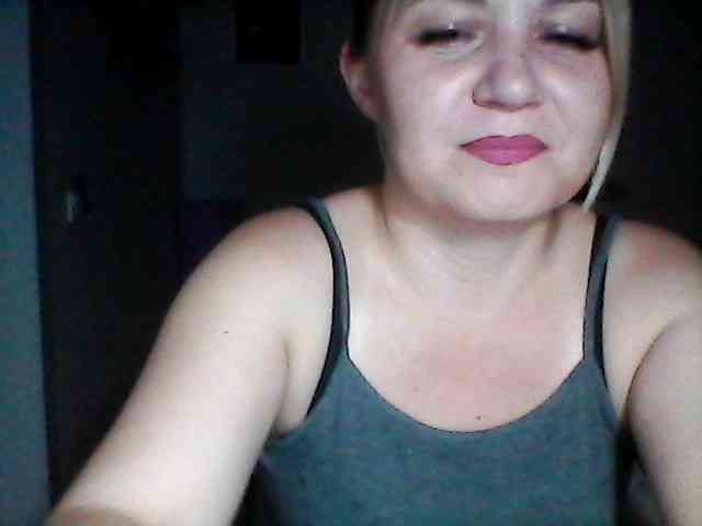 CosandraMix Live Webcam on BongaCams