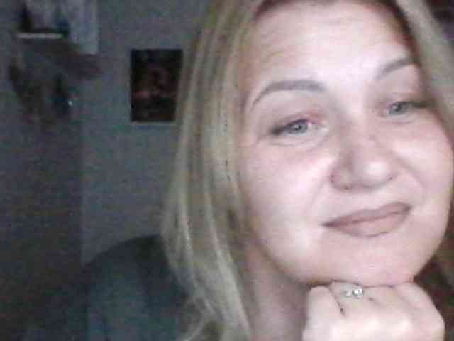 CosandraMix Live Webcam on BongaCams
