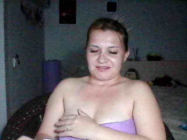 CosandraMix Live Webcam on BongaCams