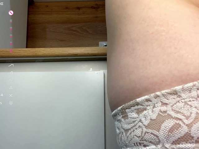 MilaJess live cam on BongaCams