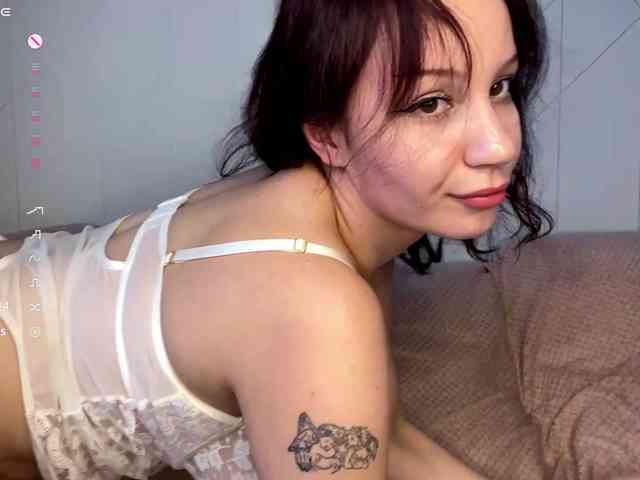 MilaJess webcam