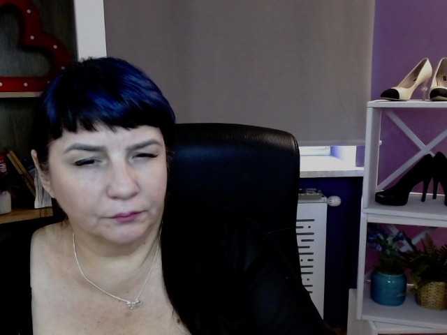 velvetgloria live cam on BongaCams