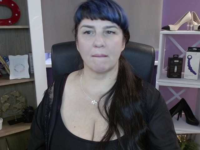 velvetgloria live cam on BongaCams