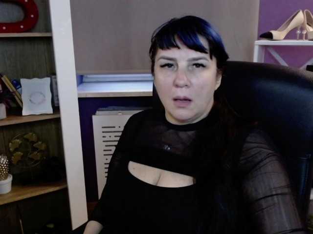 velvetgloria live cam on BongaCams