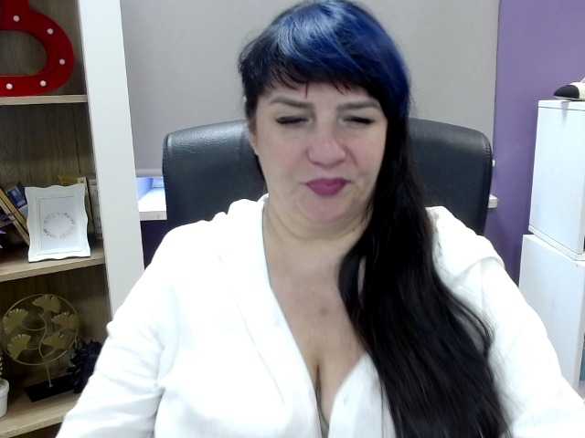 velvetgloria live cam on BongaCams
