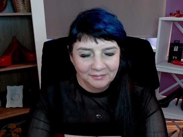 velvetgloria live cam preview