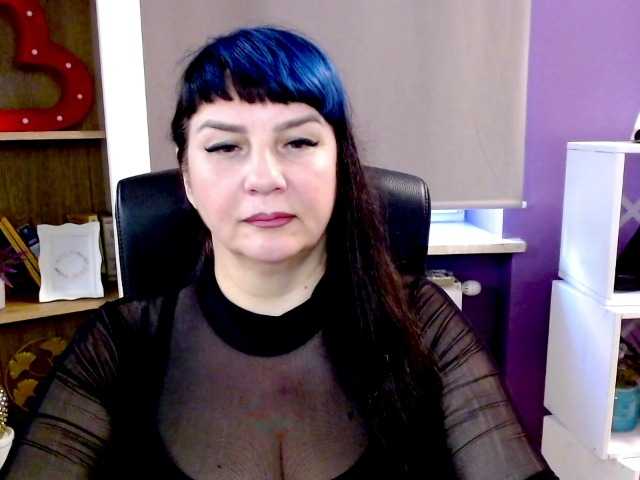 velvetgloria live cam on BongaCams
