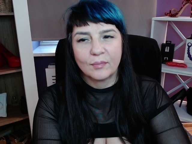 velvetgloria live cam preview