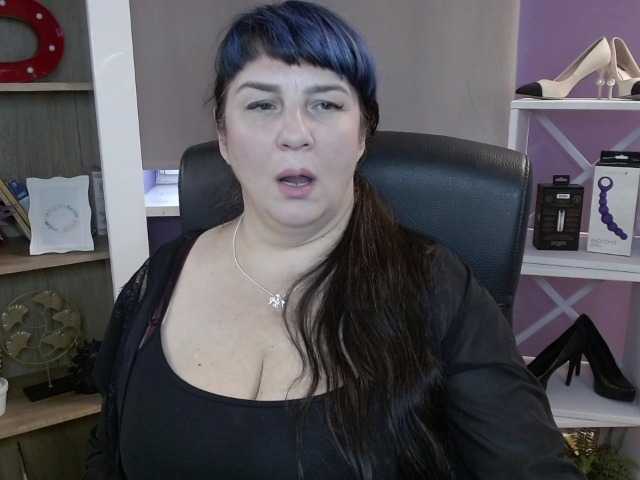 velvetgloria live cam on BongaCams