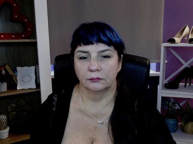 velvetgloria live cam on BongaCams
