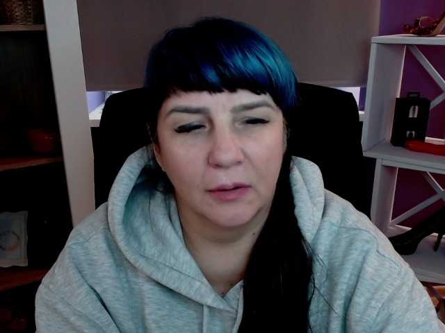 velvetgloria live cam on BongaCams