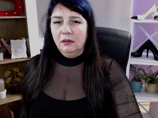 velvetgloria live cam on BongaCams
