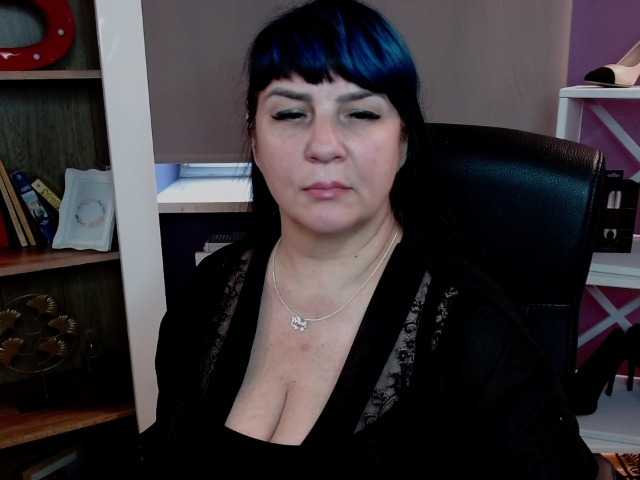 velvetgloria live cam on BongaCams
