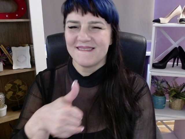 velvetgloria live cam on BongaCams