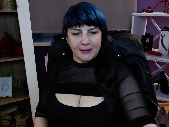 velvetgloria live cam on BongaCams