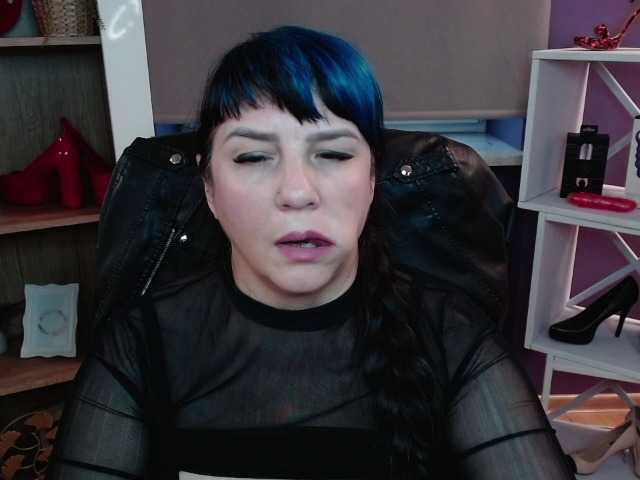 velvetgloria live cam on BongaCams