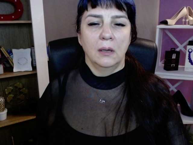 velvetgloria live cam on BongaCams