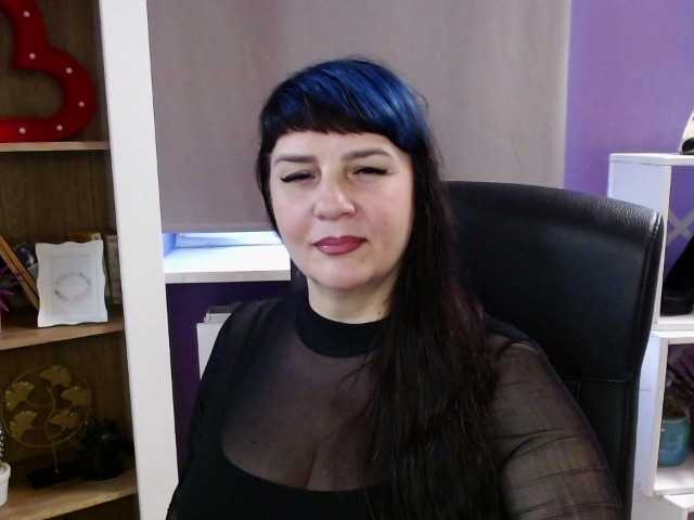 velvetgloria live cam on BongaCams