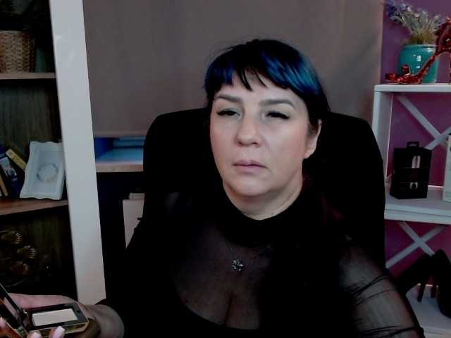 velvetgloria live cam on BongaCams