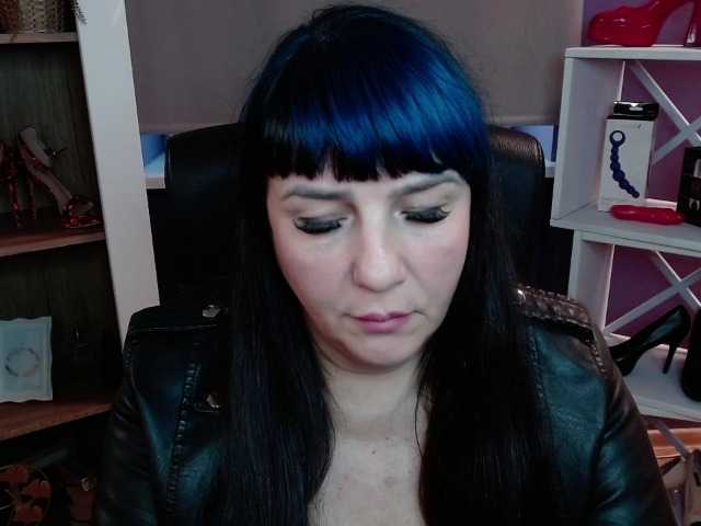 velvetgloria live cam on BongaCams