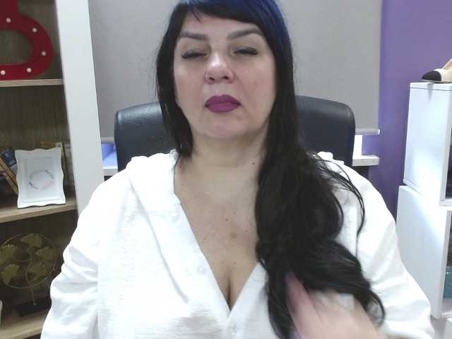 velvetgloria live cam on BongaCams