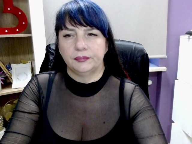 velvetgloria live webcam show
