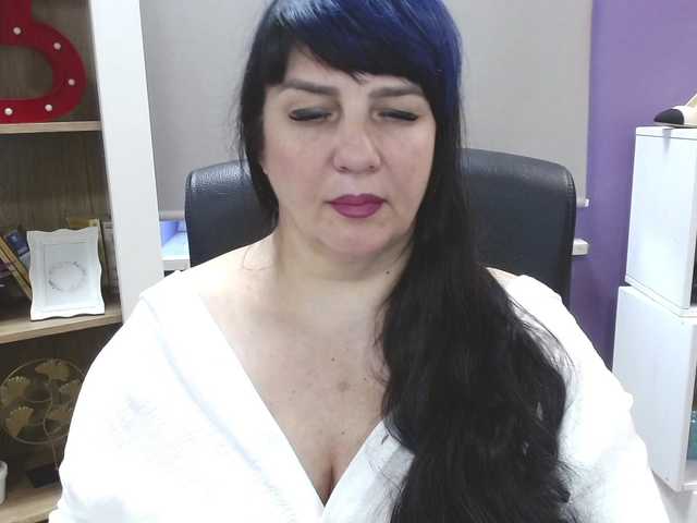 velvetgloria live cam on BongaCams