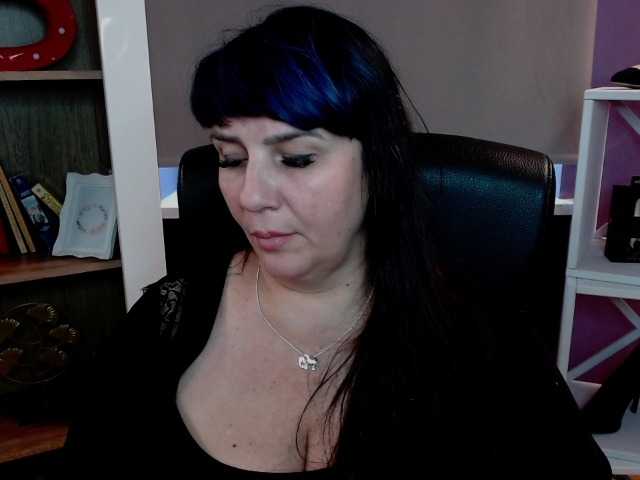 velvetgloria live cam on BongaCams