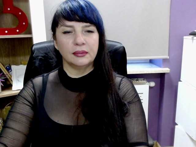 velvetgloria live webcam show