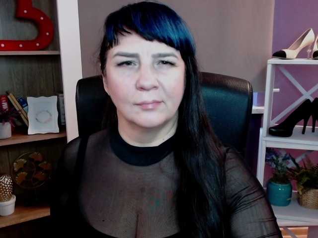 velvetgloria live cam on BongaCams