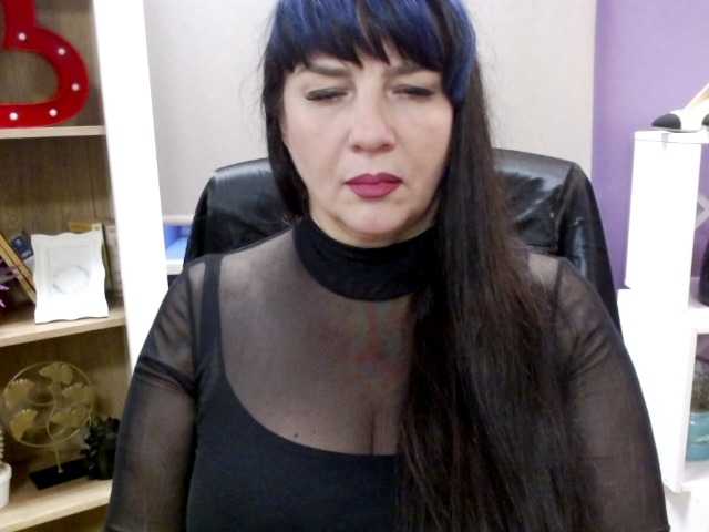 velvetgloria live webcam show