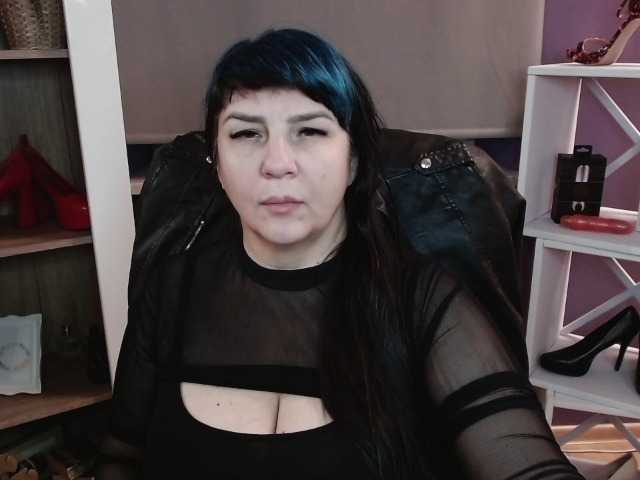 velvetgloria live cam on BongaCams