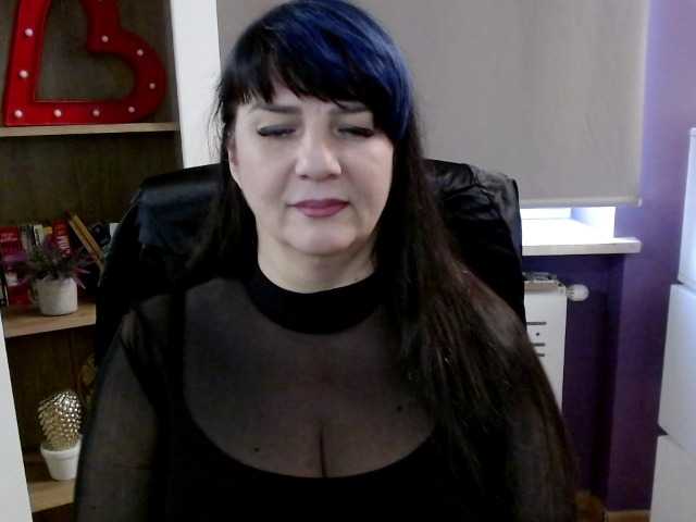 velvetgloria live webcam show