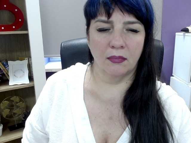 velvetgloria live cam on BongaCams