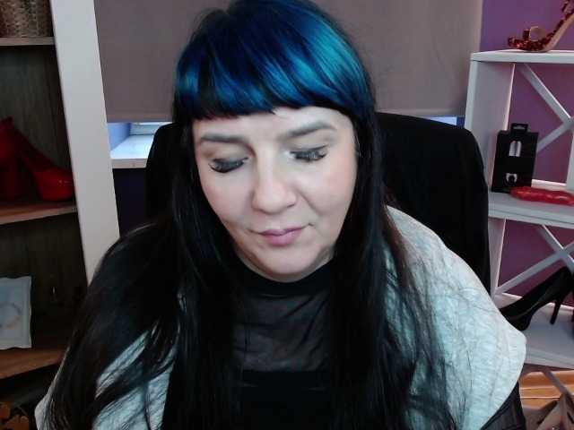 velvetgloria live cam preview