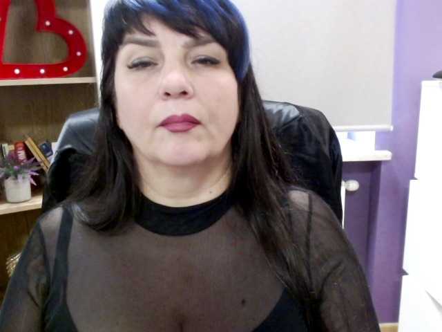 velvetgloria live webcam show