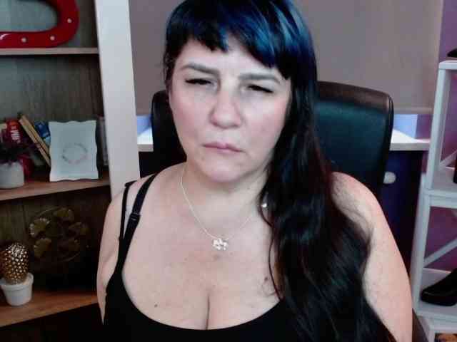 velvetgloria webcam