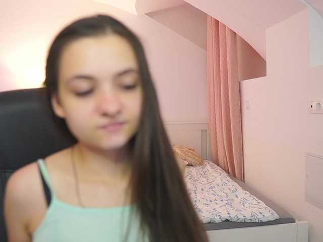 Zoenica live cam on BongaCams