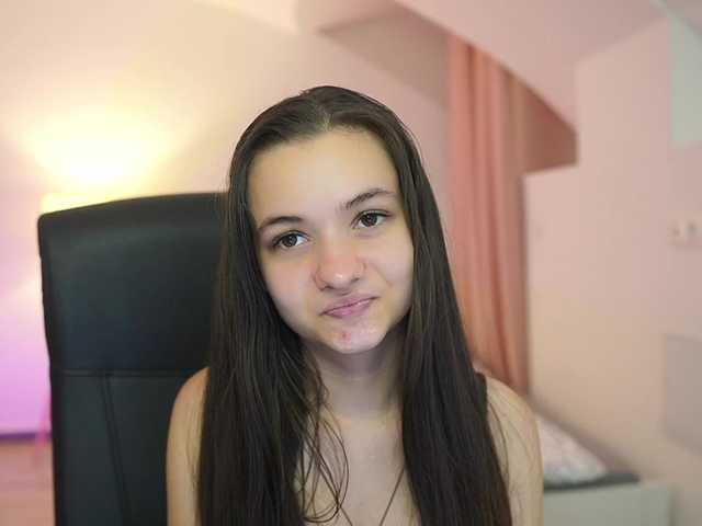 Zoenica live cam on BongaCams