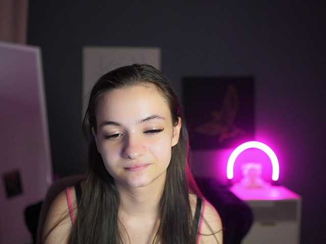 Zoenica live cam on BongaCams