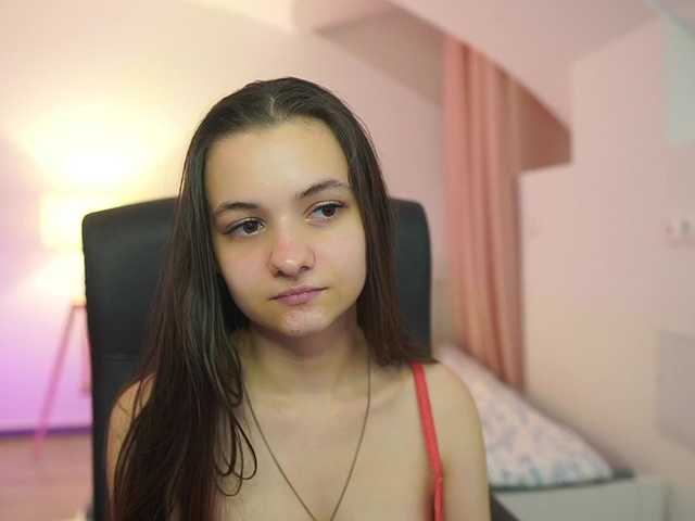 Zoenica live cam on BongaCams