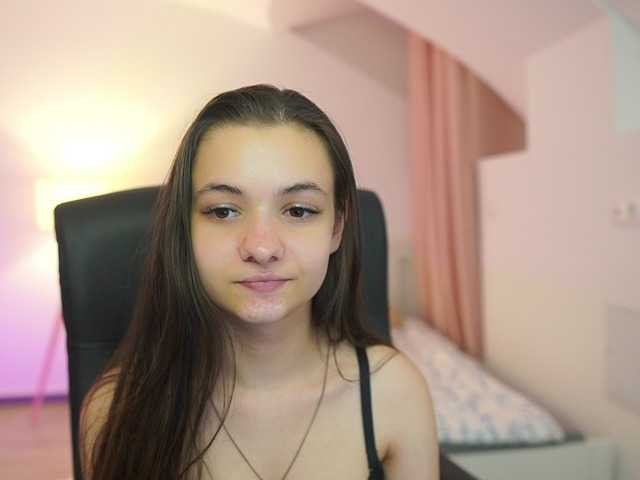 Zoenica live cam on BongaCams
