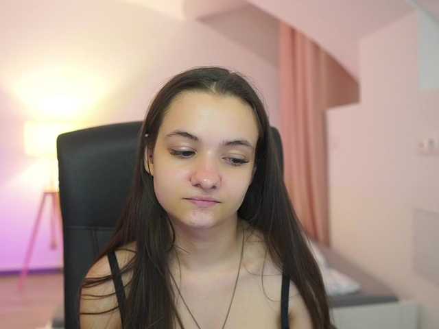 Zoenica live cam on BongaCams