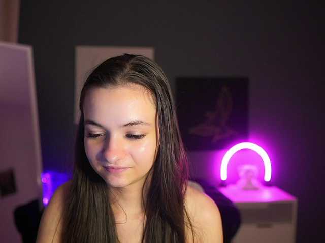 Zoenica live cam on BongaCams