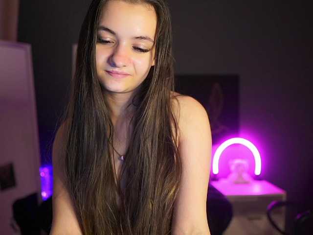 Zoenica live cam on BongaCams