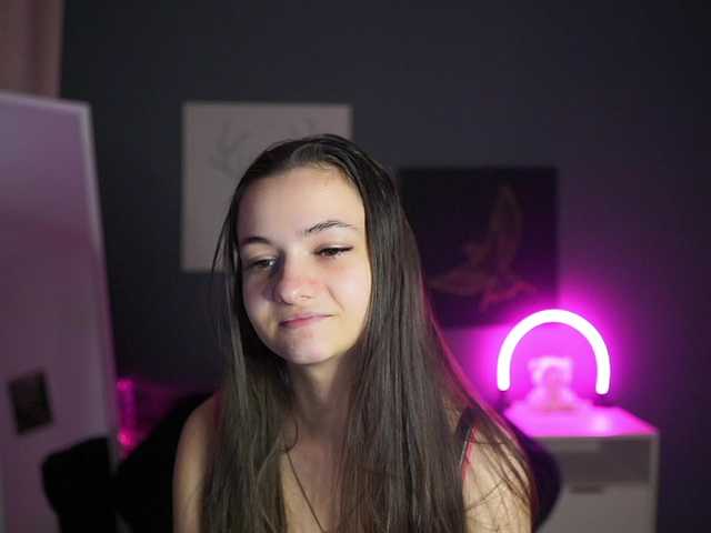 Zoenica live webcam show