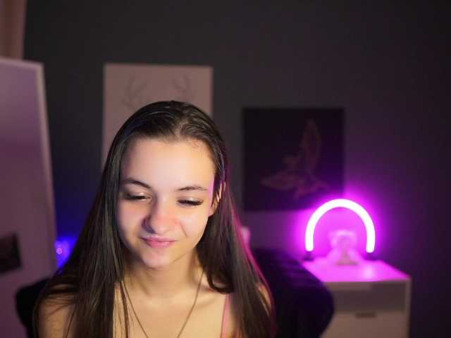 Zoenica live cam on BongaCams