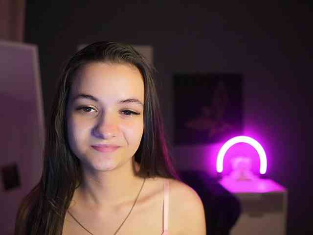 zoenica's live room